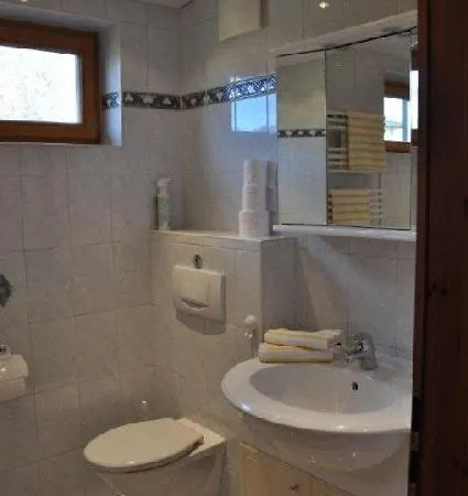 Lisa - Lisa - 3 Bedroom Apartment *